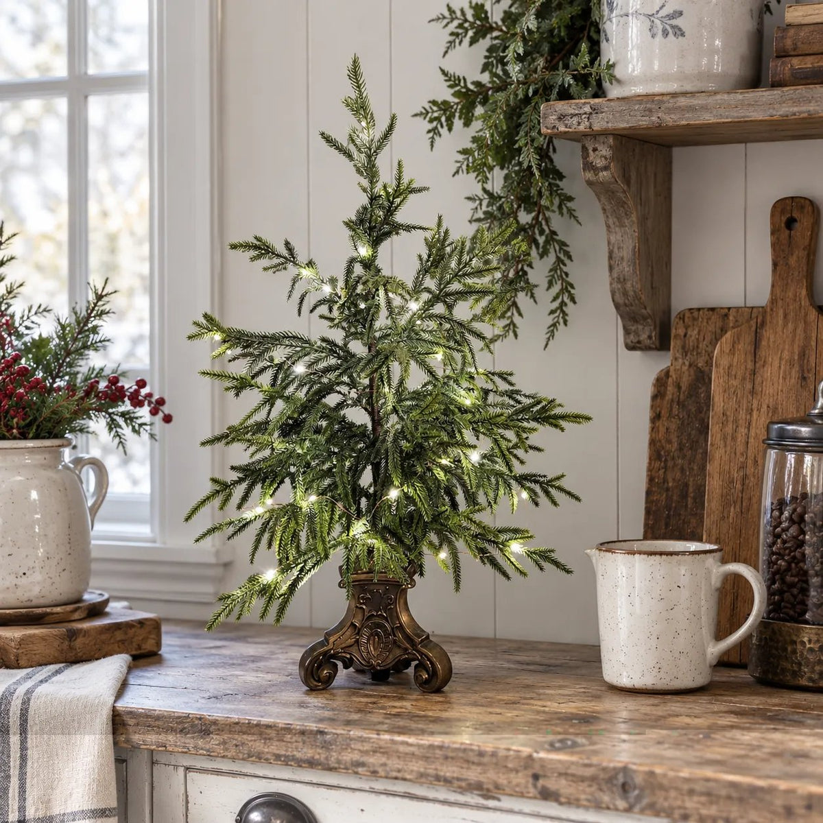 🎁Last Day 49% OFF - 🎄Vintage Lighted Norfolk Pine Trees✨